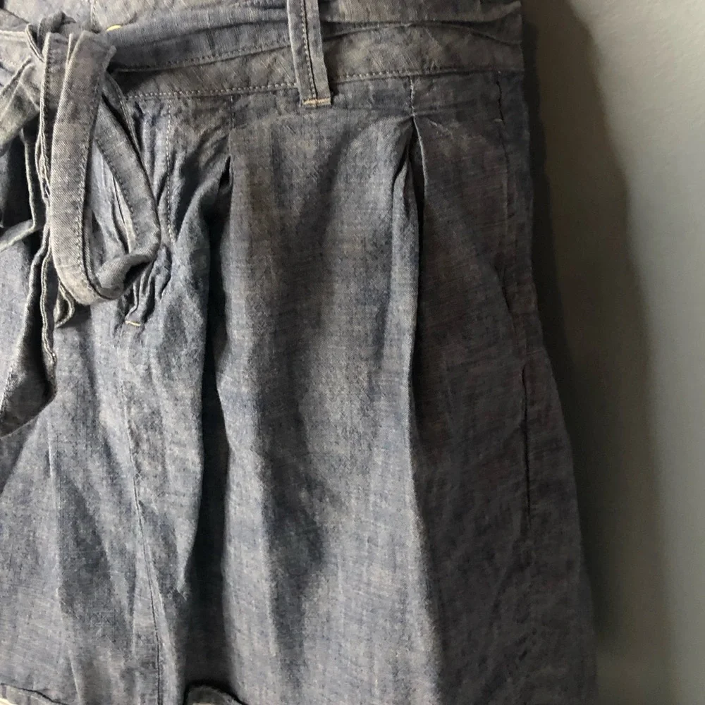 Gap skirt